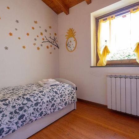 Happy Guest Apartments - Lake & Green Oasis Riva di Solto Eksteriør billede