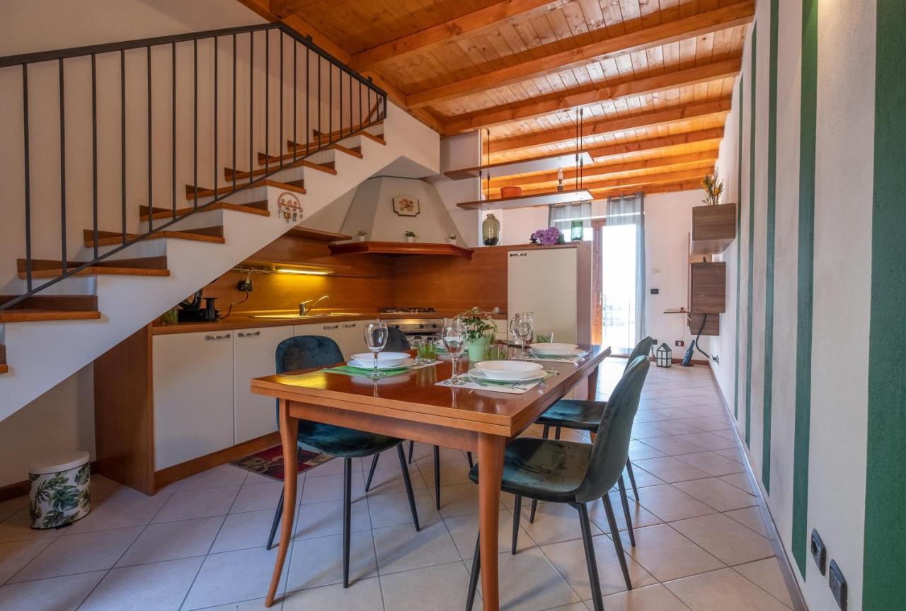 Happy Guest Apartments - Lake & Green Oasis Riva di Solto Eksteriør billede